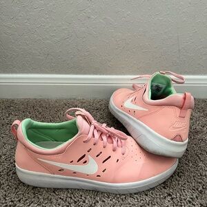 Nike Nyjah Free Sushi Edition